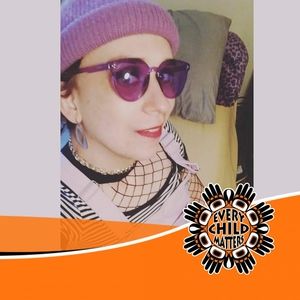 Meet your Posher, Isabelle